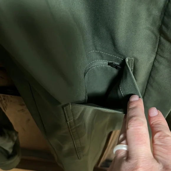 Kit & Ace navigator ride jacket in olive green twill - Picture 4 of 5